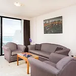 Royal Sun شقة فندقية 4*