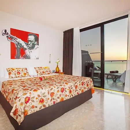 Royal Sun Aparthotel 4*