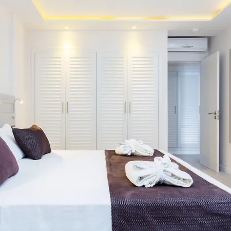 Royal Sun אקנטילדו דה לוס גיגנטס