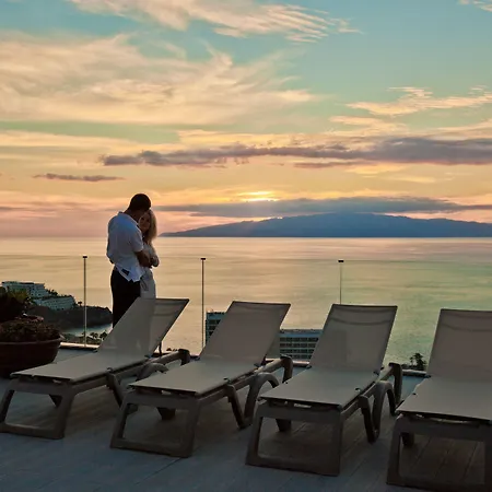 Ξενοδοχείο με διαμερίσματα Royal Sun 4*