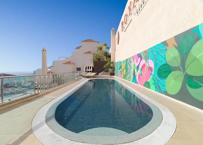 Royal Sun Aparthotel 4*