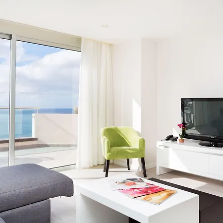 Royal Sun Aparthotel 4*