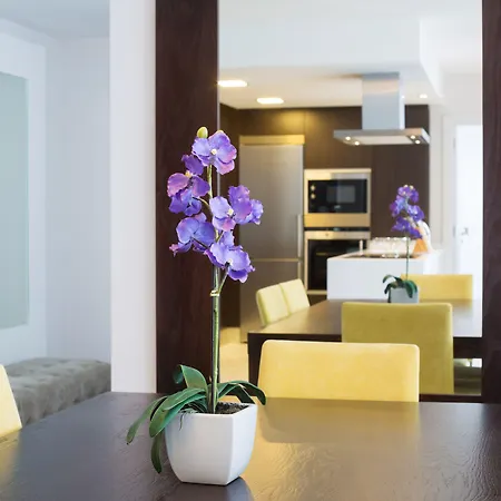 Royal Sun Aparthotel 4*