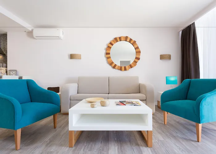 Royal Sun Apartahotel 4*