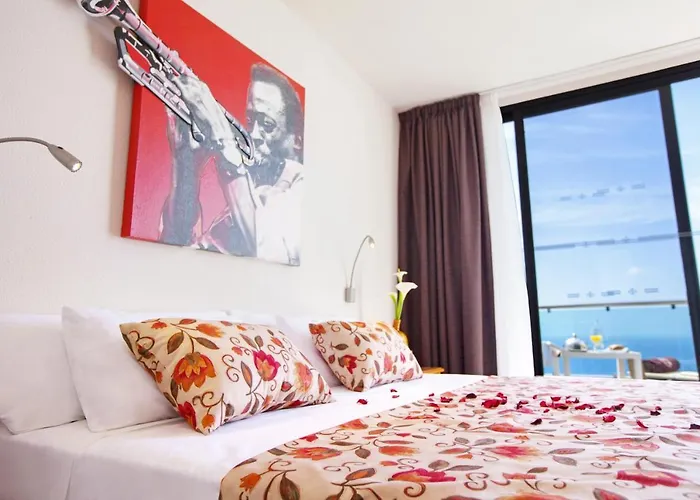 Hotel apartamentowy Royal Sun 4*